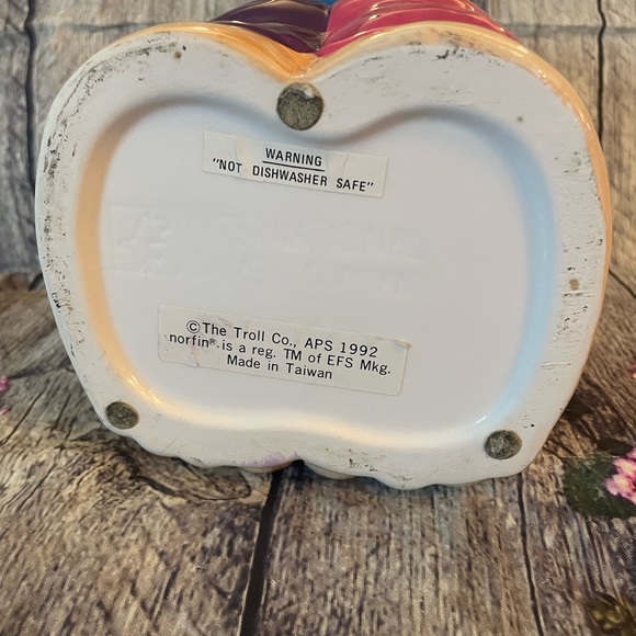 VHTF Vintage 1992 NORFIN TROLL CERAMIC COOKIE JAR - Picture 9 of 13